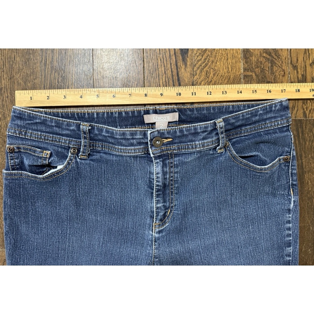 Chico's Jeans Women's Sz 2 Short (W34xL27) US L/12 Blue Mid Rise Straight - Picture 6 of 8